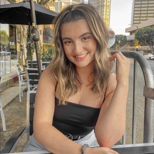 Meet your Posher, Sarah